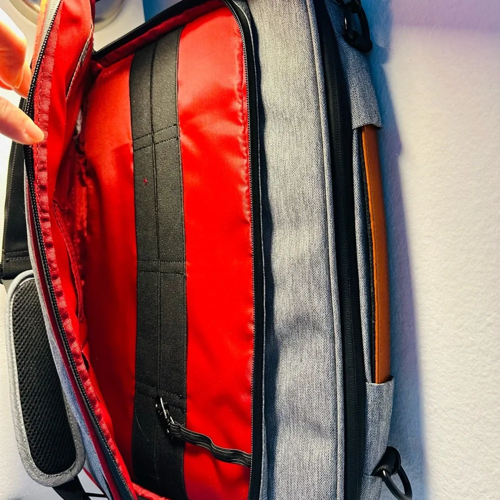 The Moose Designs Original Convertible Workstation Laptop Messenger Bag